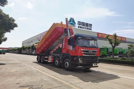 國(guó)六上汽紅岩26方全密封防腐蝕污泥自卸車(chē)